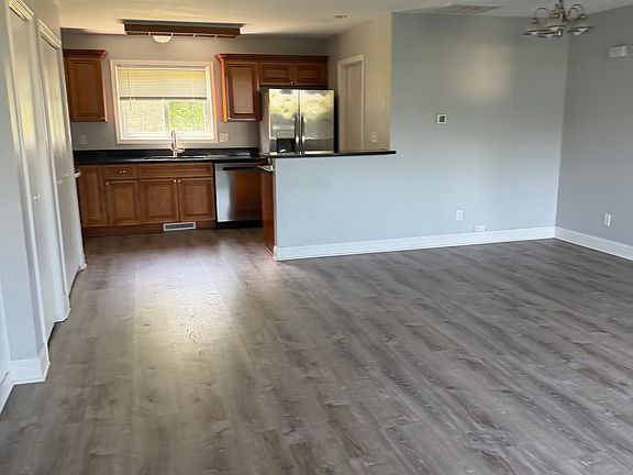3rd image of 3147 E 24th Rd #2