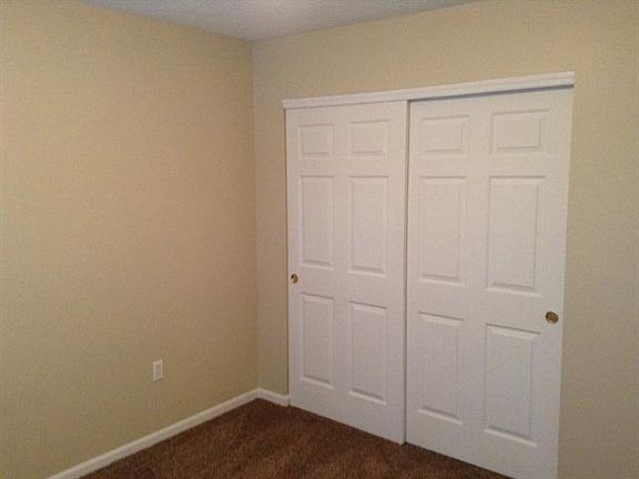 3rd image of 5 Mallet Club Dr