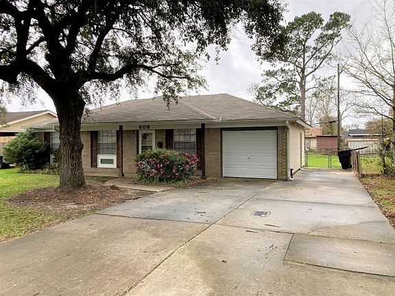 3rd image of 608 S 2nd St