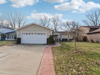 649 University Ave, Elyria, OH, 44035
