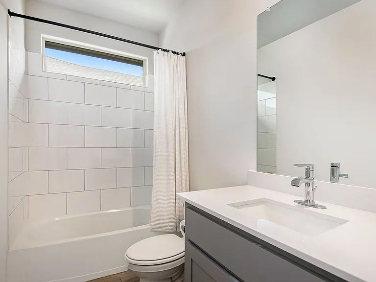 229 Dunmore Dr — Photo 20