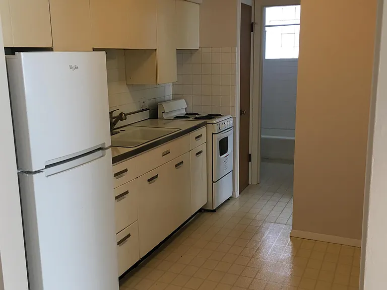 306 W Hill St #12 — Photo 2