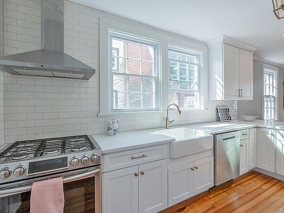 5th image of 1207 Amherst Ave