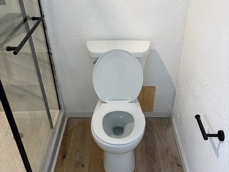 414 N Meldrum St #BASEMENT — Photo 5