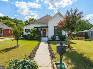 30 W Stephens St, Winder, GA 30680