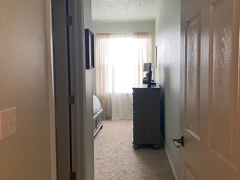 1128 Radison Ave — Photo 14