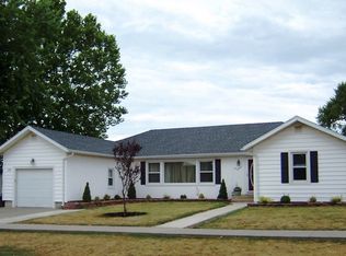 119 W Van Alstyne St, Cullom, IL 60929