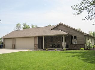 3420 Freedom Rd, Appleton, WI 54913