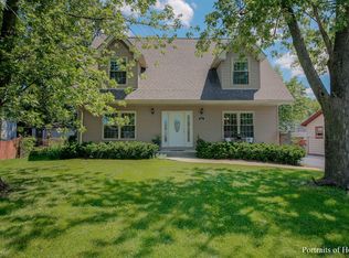 231 Highland Rd, Willowbrook, IL 60527