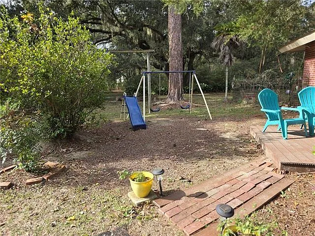 44069 Live Oak Ave — Photo 16