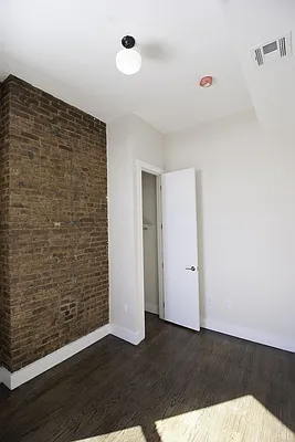 Rented by Nooklyn NYC LLC | media 26