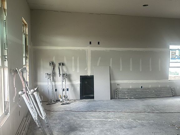5th image of 3010 Silverlode Pl Lot 624