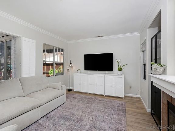 5th image of 39537 Tischa Dr
