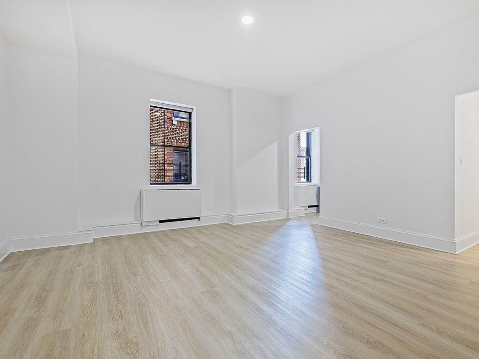 1st image of 50 W 34th St APT 19B9