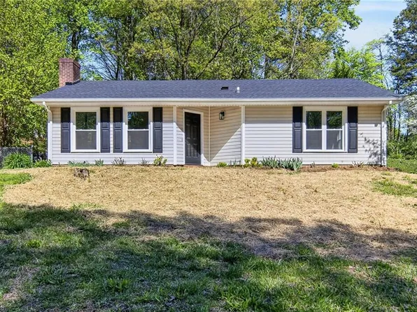 2014 Creekwood Dr, Greensboro, NC 27407