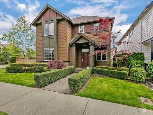 9402 Frontier Avenue SE, Snoqualmie, WA 98065