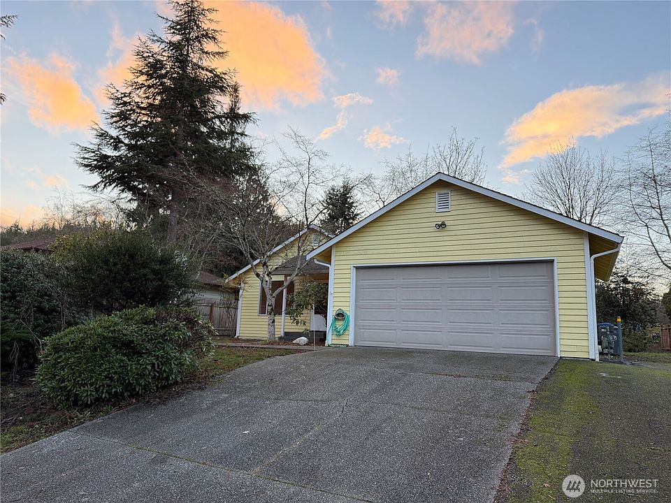1st image of 14627 Kestrel Place NE
