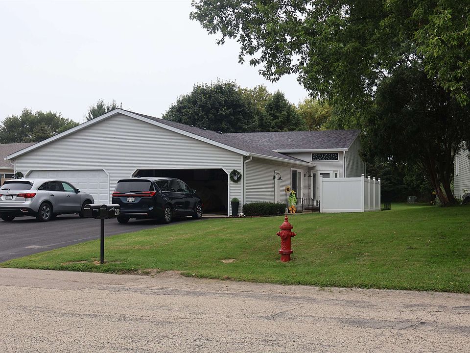 1st image of 216-218 Eilbes Ave