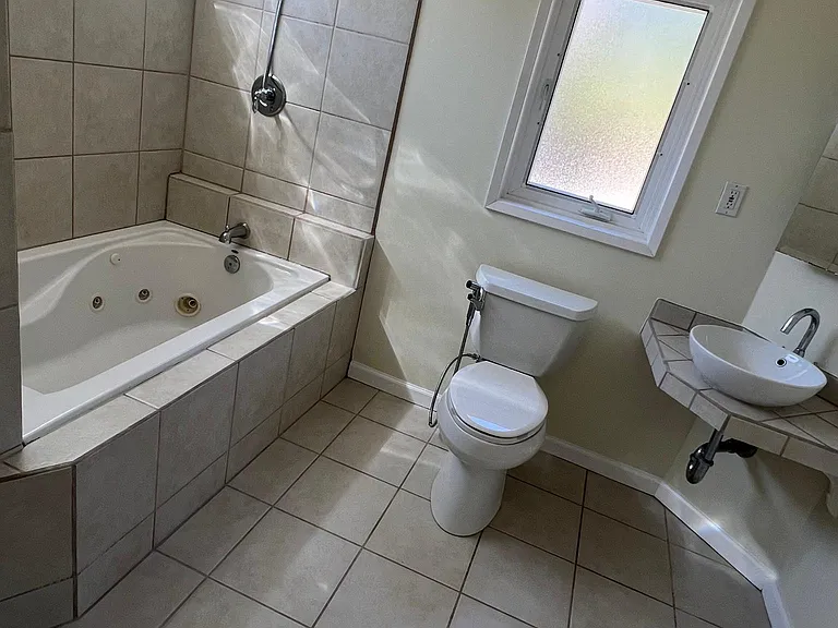 363 Bancroft Way — Photo 6