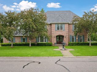 1511 Colleen Ave, Arden Hills, MN 55112