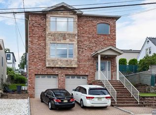 732 7th St #2, Carlstadt, NJ 07072