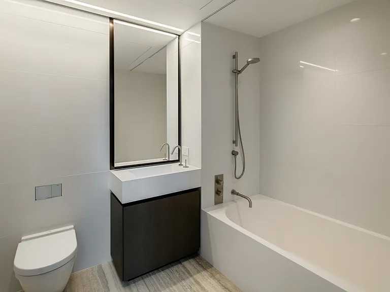 100 E 53rd St #17A — Photo 10