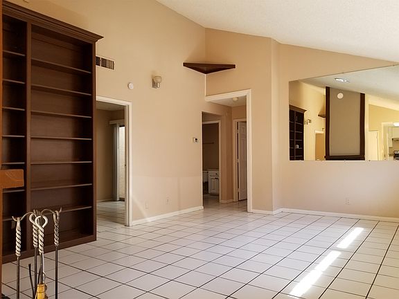 5th image of 6208 Don Gaspar Ave