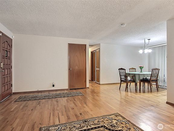 5th image of 2010 87th Avenue Ct E