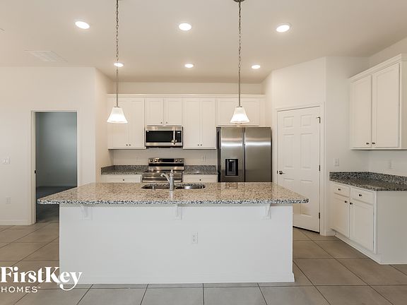 5th image of 202 Windsor Reserve Dr