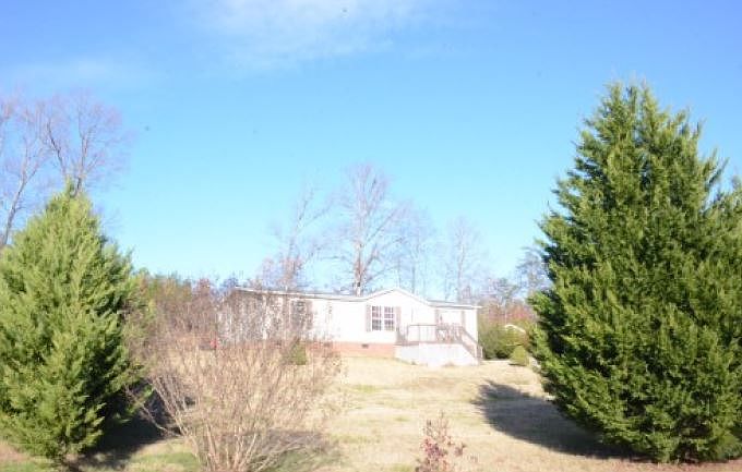 1st image of 3812 Cross Creek Dr