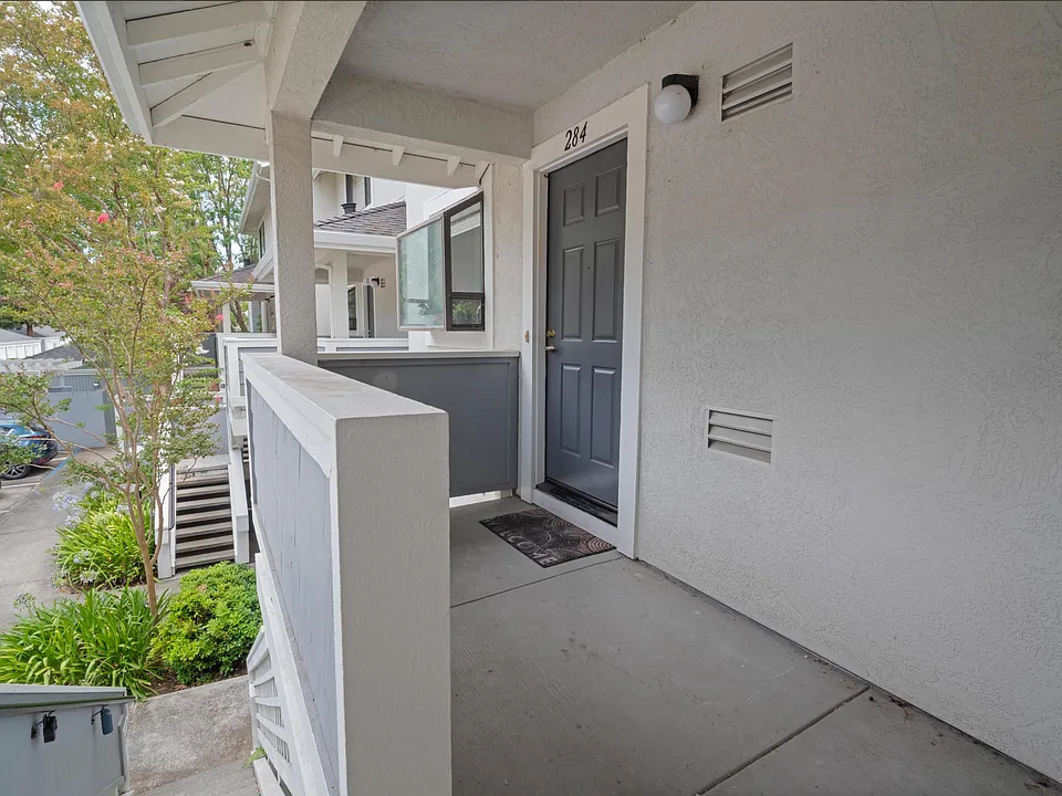 2598 Oak Rd #284