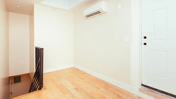 Rented by Nooklyn NYC LLC | media 23