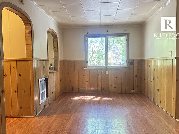2nd image of 10 Willamette Ave APT 2