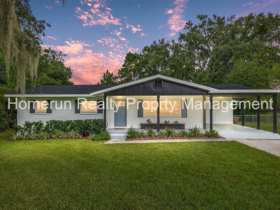 1st image of 1846 SE Lake Weir Ave