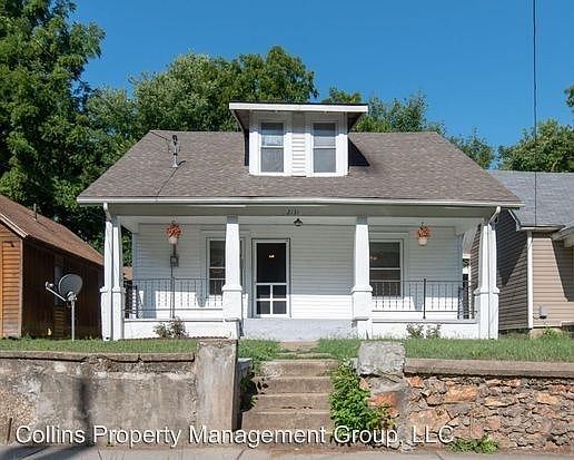 2nd image of 2131 N Newton Ave