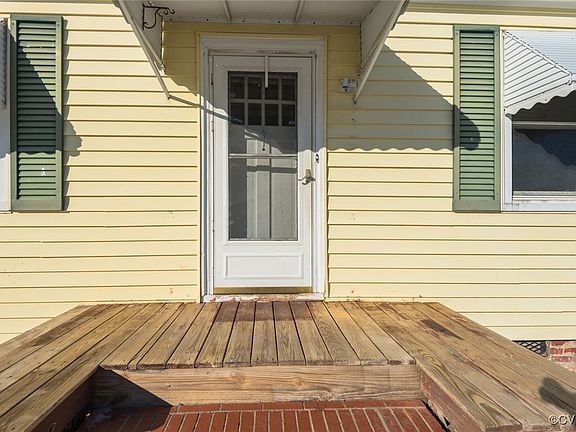 2nd image of 4316 6th St