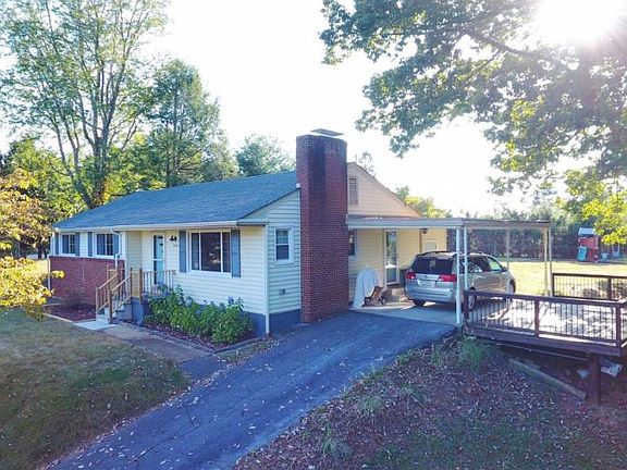 3rd image of 2368 Woodridge Ave