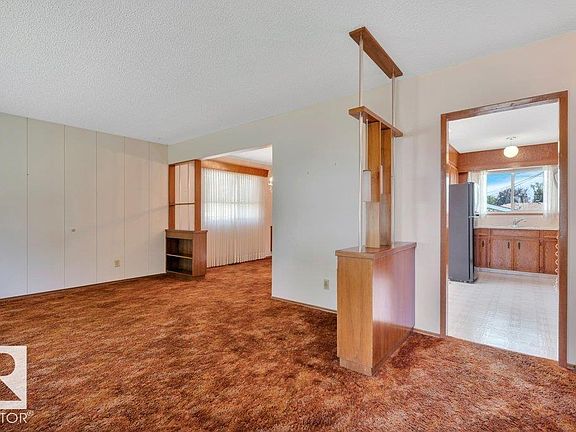 4th image of 8507 70th St NW