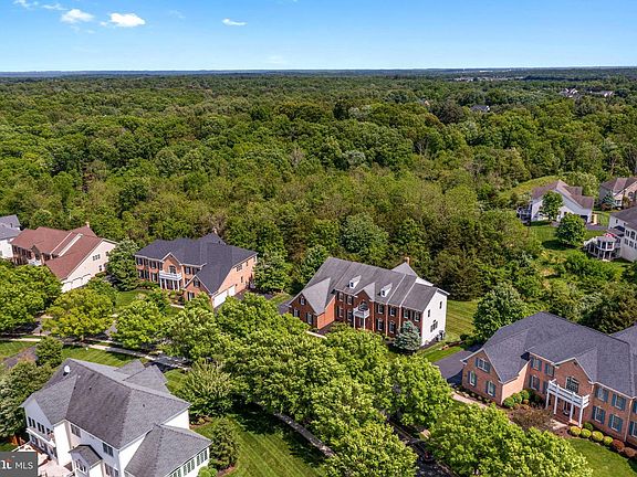5th image of 5417 Fishers Hill Way