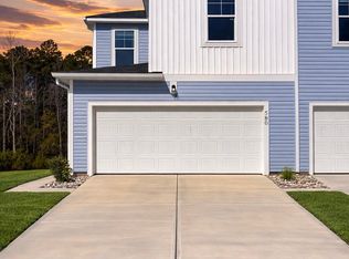 590 Sandy Hollow Drive, Jacksonville, NC 28540