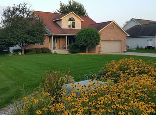 16575 Broadview Dr, East Lansing, MI 48823