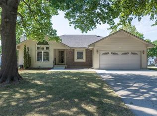 4405 SW 8th Street Ter, Blue Springs, MO 64015