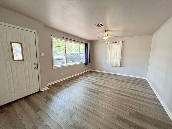 2nd image of 2509 Ashland Ave