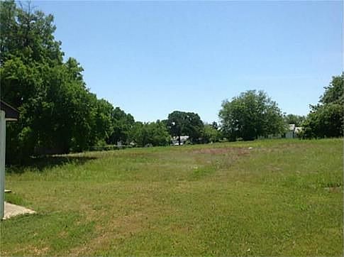 2nd image of 506 W Laureland Rd
