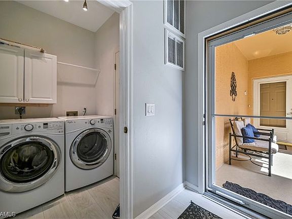3rd image of 14940 Vista View Way APT 601