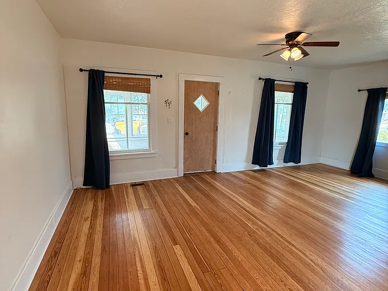 619 Columbia Ave — Photo 1