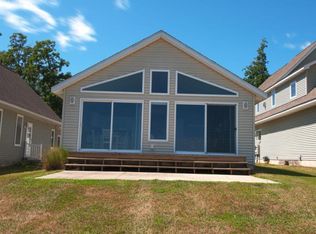 421 S Lake St, Port Sanilac, MI 48469