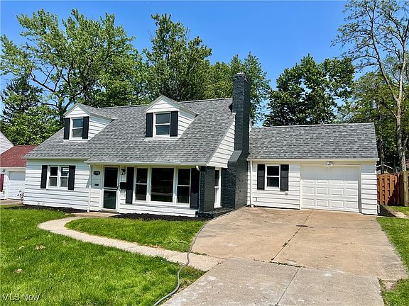 2nd image of 1779 E 236th St