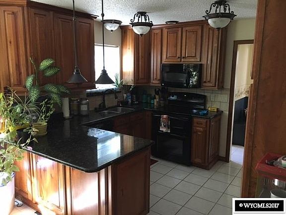 2nd image of 1550 Colorado Dr