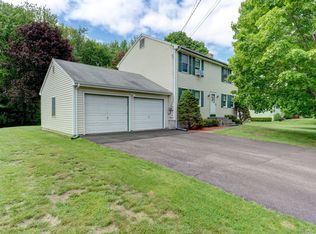 147 Ox Yoke Dr, Berlin, CT 06037